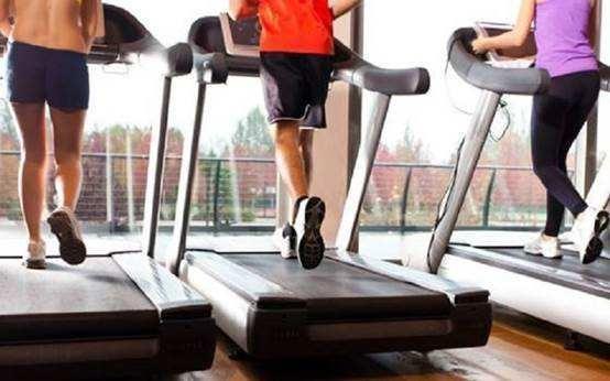 跑步机吃瓜的视频,揭秘健身与娱乐的完美融合