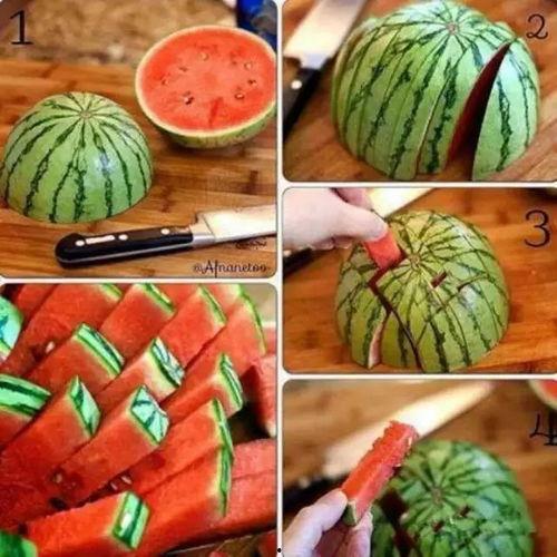 小绵瓜吃西瓜视频