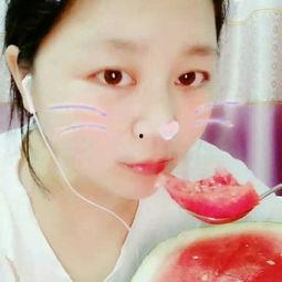 吃小瓜的主播是谁啊视频,是谁在屏幕前引发热议？