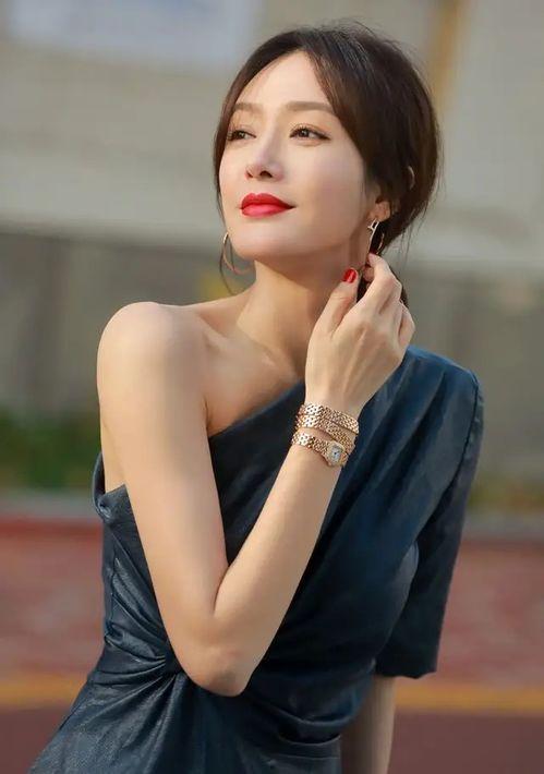 秦岚吃瓜小表妹视频播放,娱乐圈的“吃瓜群众”